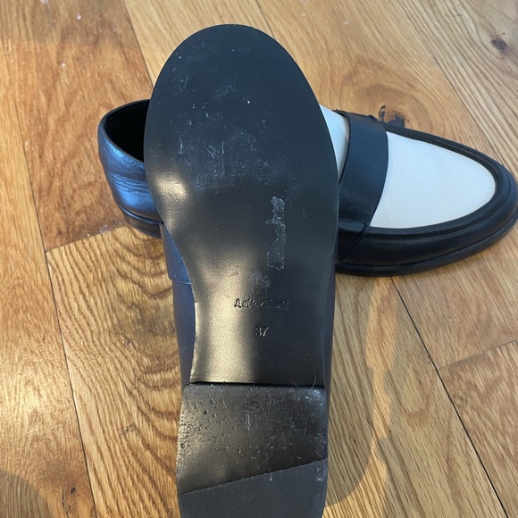 Black & white leather loafers - Picture 5 of 5